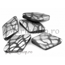 Margele acril negru-argintiu romb-20 5b